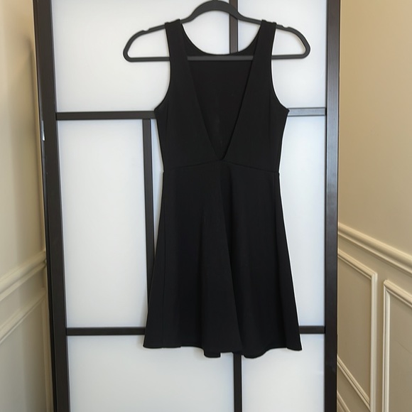 Black casual but fancy dress - Picture 2 of 2